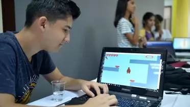 Öğrenciler tasarladıkları bilgisayar oyunlarıyla yarıştı