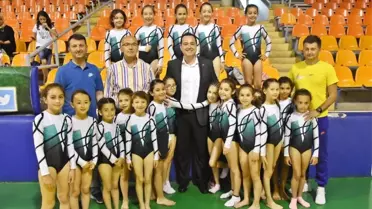 Akhisar'da ilk kez Cimnastik Şenliği düzenlendi