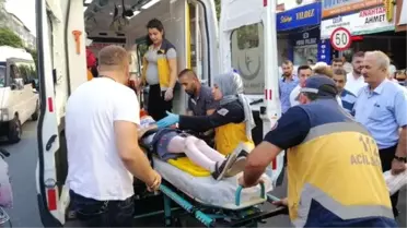 Annesinin elini bırakınca vinç çarptı
