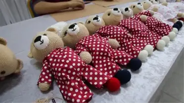 Atölyede ürettikleri oyuncaklarla çocukları sevindirdiler - HATAY