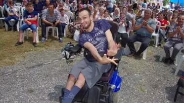 'Demirdere Erik ve Kiraz Şenliği' coşkulu bir şekilde kutlandı