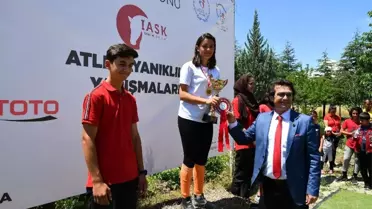 Isparta'daki Atlı Dayanıklılık Yarışları tamamlandı