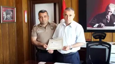 Yolcuların hayatını kurtaran bekçiye başarı belgesi