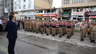 Jandarma Teşkilatı'nın kuruluş yıldönümü dolayısıyla yürüyüş ve mehteran gösterisi düzenlendi