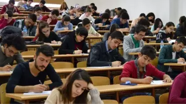 Üniversitede tekstil ve deri sektörünü tercih eden öğrencilere, asgari ücrete kadar burs verilecek