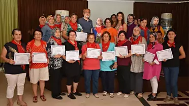 Kadın Sağlığı Eğitim Programı 10'uncu mezunlarını verdi