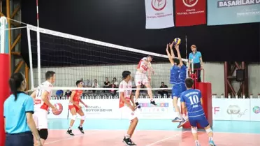 Yıldız erkekler voleybol şampiyonası kura çekimi yapıldı