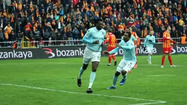 Başakşehir, Adebayor'a teşekkür etti