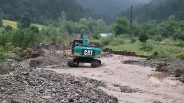 Bolu'da, sel sonrası çalışmalar devam ediyor