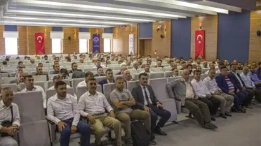 Van'da 'Mültecilerle Sosyal Uyum ve Din Görevlilerinin Rolü' konulu konferans