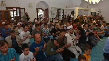 İnönü Sultan Alâeddin Camii cemaatinden şükür duası