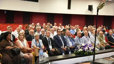 Özgener: 'İzmir Ekonomi Üniversitesi bizim göz bebeğimiz'