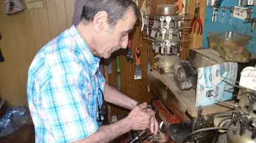 Çilingirliği yarım asırdan fazla süredir sürdürüyor