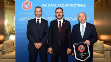 Kasapoğlu ve Özdemir'den UEFA Başkanı Caferin'e ziyaret