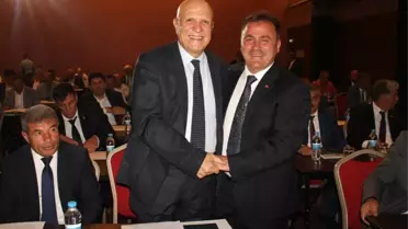 Başkan Pekmezci DOKAP Encümen Üyeliğine seçildi