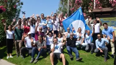 Mavi bayraklar göndere çekiliyor