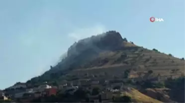 Mardin Kalesi'nde otlar tutuştu... Kale duman içinde kaldı