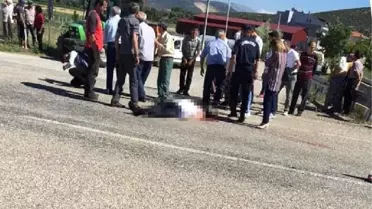 Yolun karşısına geçmek isterken canından oldu