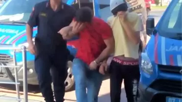 Bıçak ve sopalı saldırganlar 3 kişiyi yaraladı