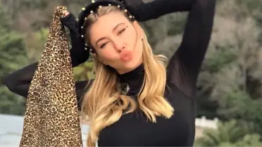 Şeyma Subaşı, dekolteli mini elbisesiyle takipçilerini mest etti!
