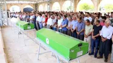 Hatay'da boğulan 2 kardeş, Adıyaman'da toprağa verildi