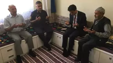 İlçe protokolünden şehit ailelerine ziyaret