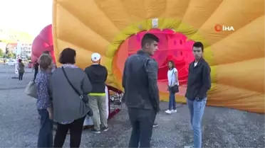 Kapadokya'da gökyüzü balon festivali ile şenlendi