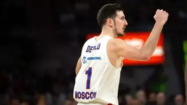 Nando de Colo: 'Fenerbahçe formasını giyecek olmaktan dolayı çok mutluyum'