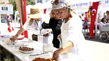 Efeler'in organik lezzetleri Şen Şeftali Festivalinde