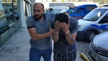 Evinde 4 çeşit uyuşturucu ile yakalandı