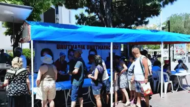 Kuşadası Belediyesi'nde görev şehitleri anıldı