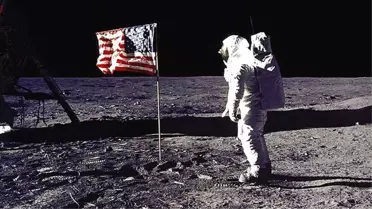 ABD'nin 50 Yıl Önce Ay'a İnsan Yollamaktaki Amacı Neydi?
