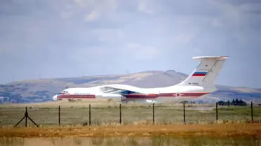 S-400'lerin birinci grubunu Ankara'ya getiren uçak İHA tarafından görüntülendi