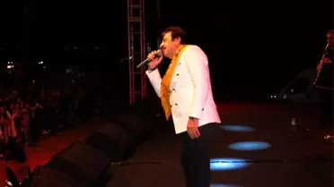 Ünlü Şair ve bestekar Cide'de konser verdi