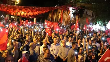 Mardin'de 15 Temmuz Anma etkinliğine yüzlerce vatandaş katıldı.