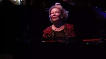 Beylikdüzü, Klasik Müzik Günleri'nde Gülsin Onay'ı ağırladı