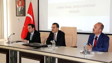 Kars'ta, 'Örnek Esnaf Mutlu Müşteri Projesi'nin tanıtımı yapıldı