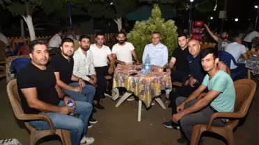 Vali Deniz vatandaşın akşam keyfine ortak oldu