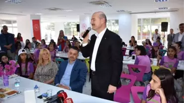 Bakan Soylu ve Pakdemirli'den gençlik merkezine ziyaret