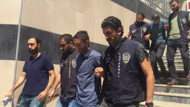 Sultangazi'de yaşanan kadın cinayetinin zanlısı adliyeye sevk edildi