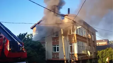 Ümraniye'de çatısı yanan binada 3 saat sonra tekrar yangın çıktı