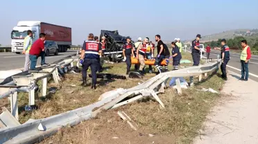 Cenazeden dönenleri taşıyan minibüs takla attı: 2 ölü, 9 yaralı