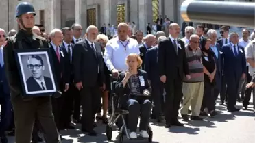 TBMM eski Başkanı Bozbeyli için Meclis'te tören