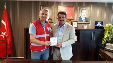 Çakır Kızılay'a kurban bağışında bulundu