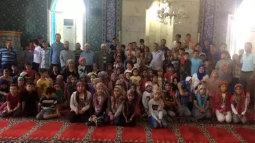 Kur'an kursları öğrencileri ve velileri Kara Mustafa Paşa Camii'nde bir araya geldi