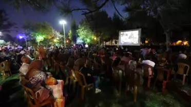 Eyüpsultan'da açık hava sinema geceleri başladı