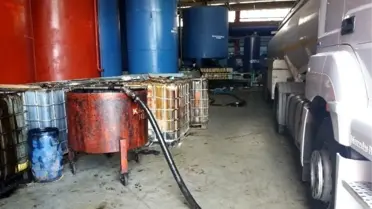 Ankara'da 55 ton akaryakıt yerine kullanılabilecek kalıp yağ ele geçirildi