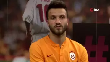 'İnşallah uzun yıllar bu statta bu taraftarın önünde kaleyi korurum'