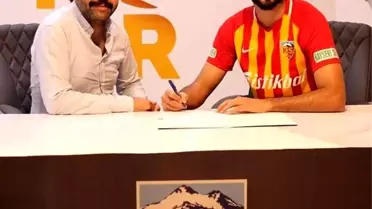 Kayserispar Şamil Çinaz ile sözleşme yeniledi