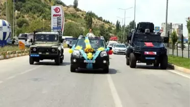 Emniyet müdürünün makam aracı, şehit oğluna sünnet arabası oldu